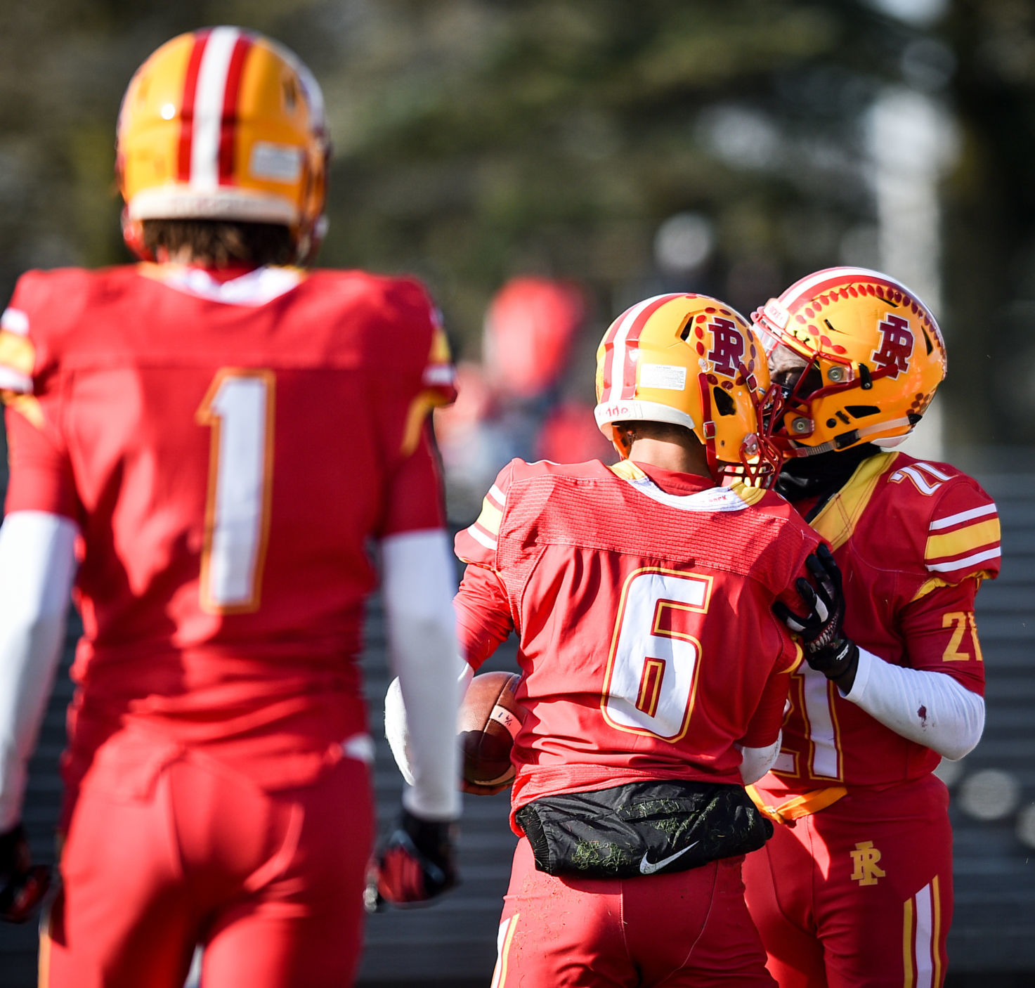 110919-mda-spt-rocky-football-019a.jpg